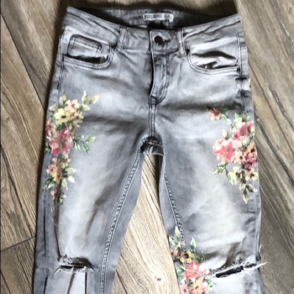 ✨Skinny jeans - Picture 1 of 5